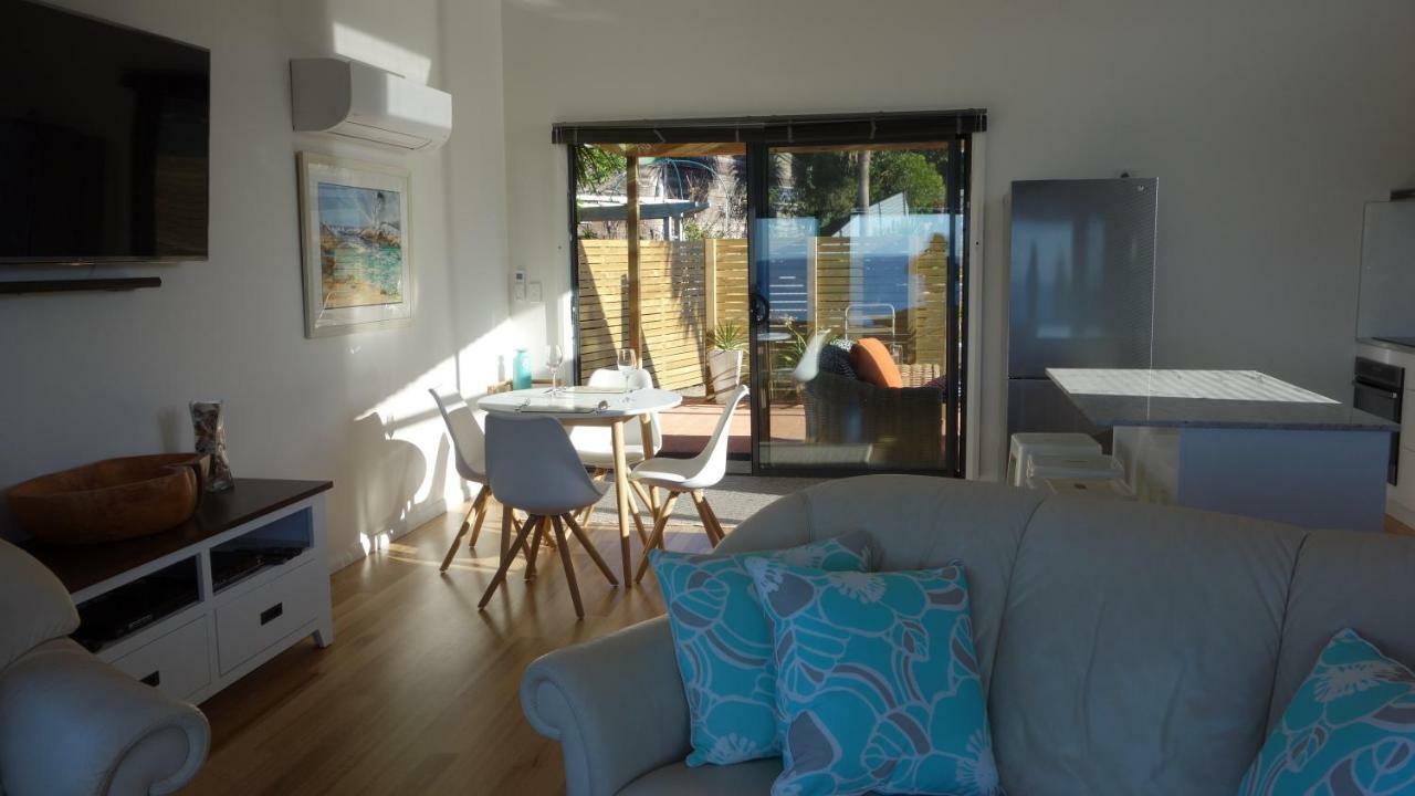 The Loft @ Bay Of Fires Seascape Apartman Binalong Bay Kültér fotó